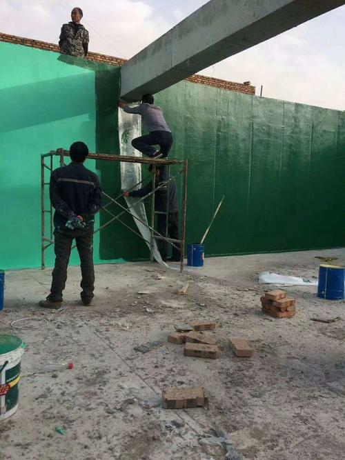 凤台针对老旧车间地面普遍存在的起砂、裂缝问题